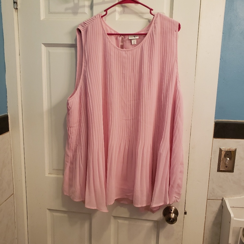 Ava & viv pink pleated top